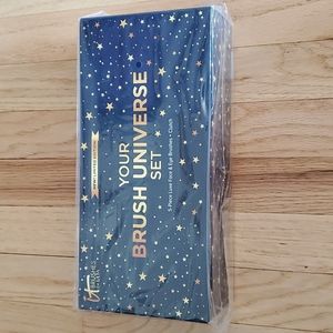 It Cosmetics "Your Brush Universe Set" Limited Edition